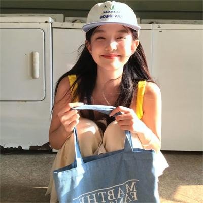 野马梅莎 海报