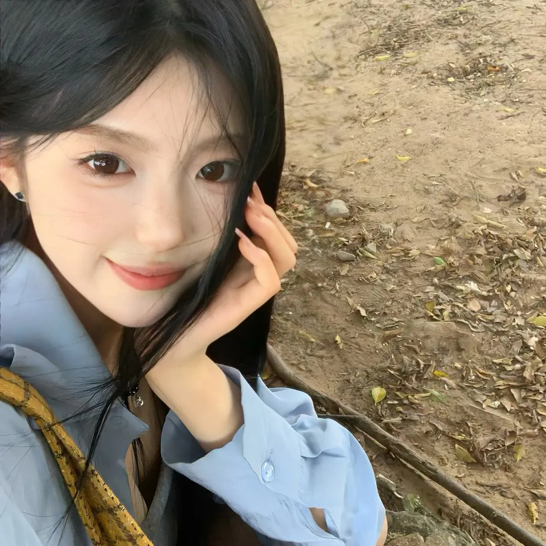 丹颂 海报
